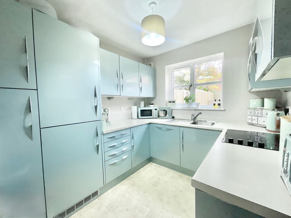 Meadowbrook Court, Stone, ST15