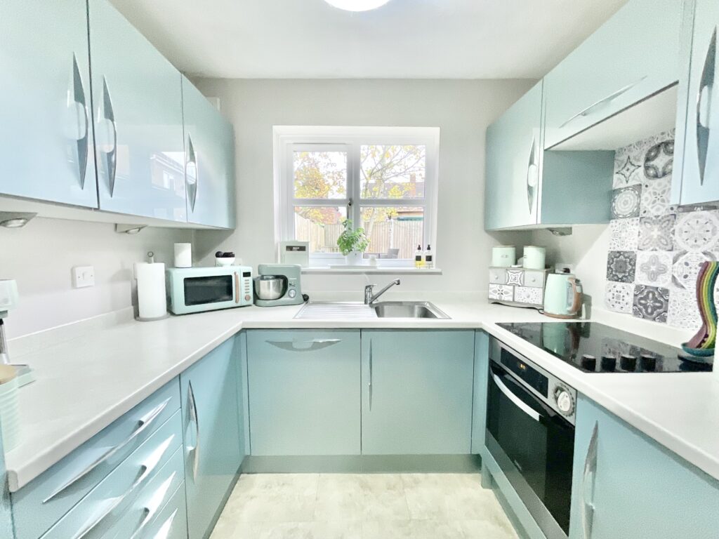 Meadowbrook Court, Stone, ST15