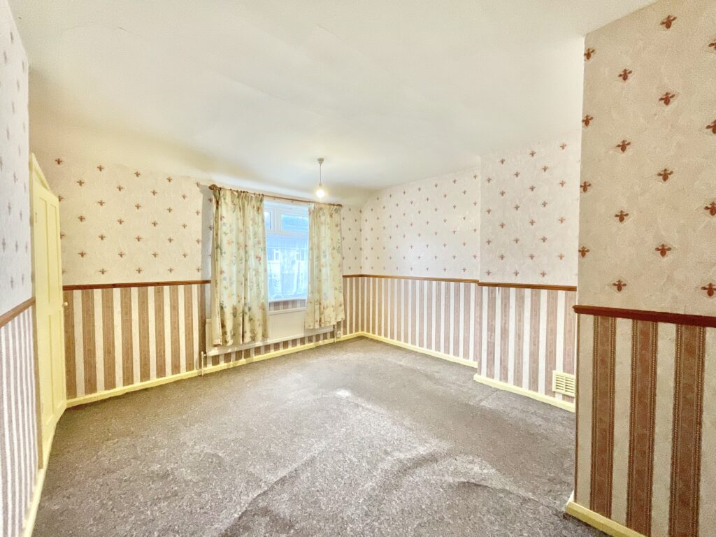 Whitfield Avenue, Newcastle, ST5