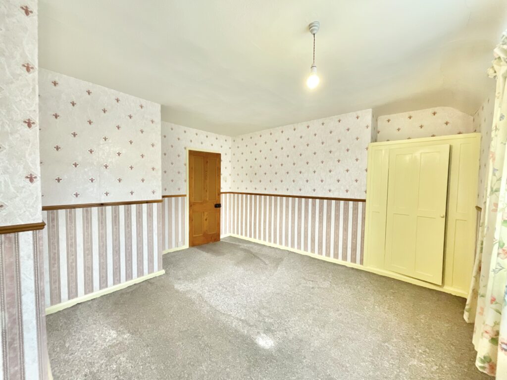 Whitfield Avenue, Newcastle, ST5