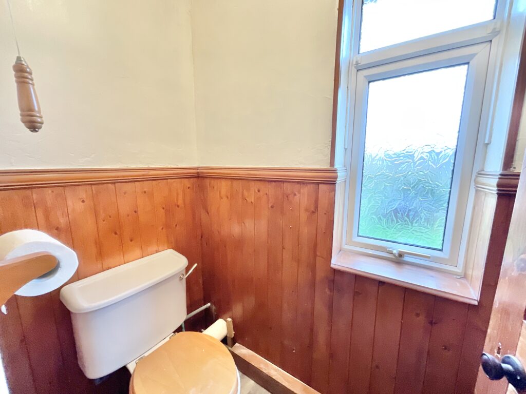 Whitfield Avenue, Newcastle, ST5