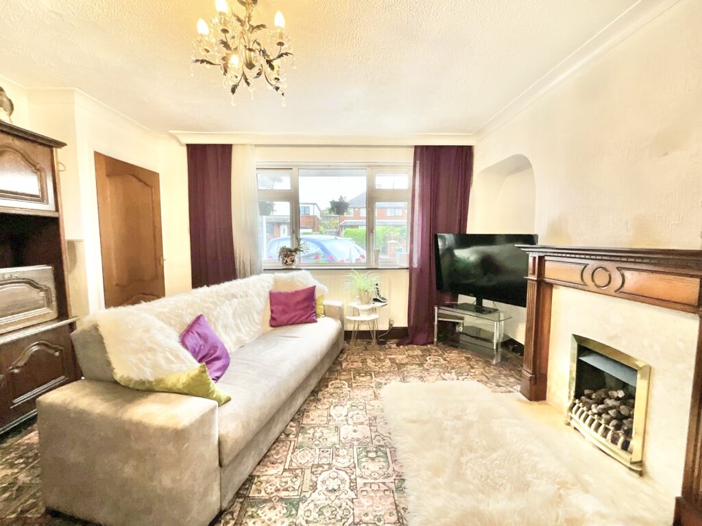 Dilhorne Road, Forsbrook, ST11