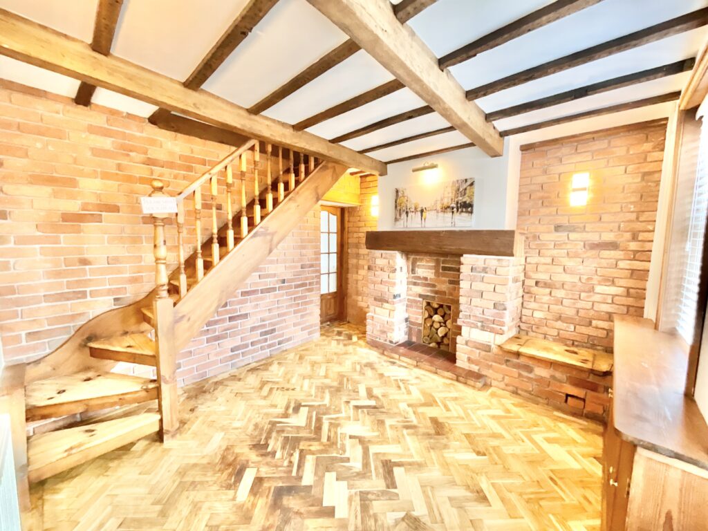 Oak Street, Cheadle, ST10