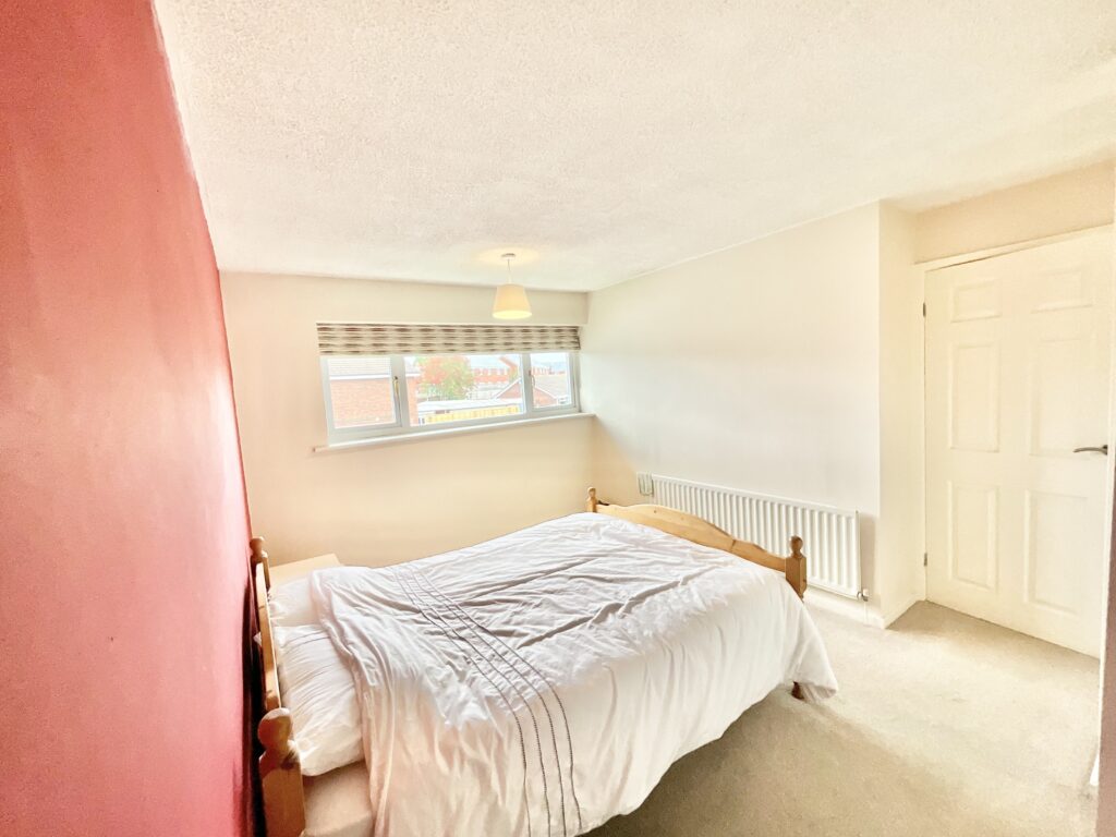 Ness Grove, Cheadle, ST10