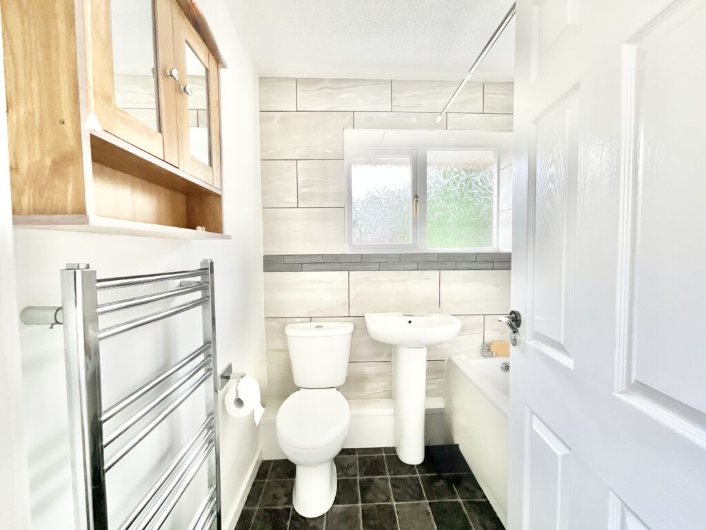 Ness Grove, Cheadle, ST10