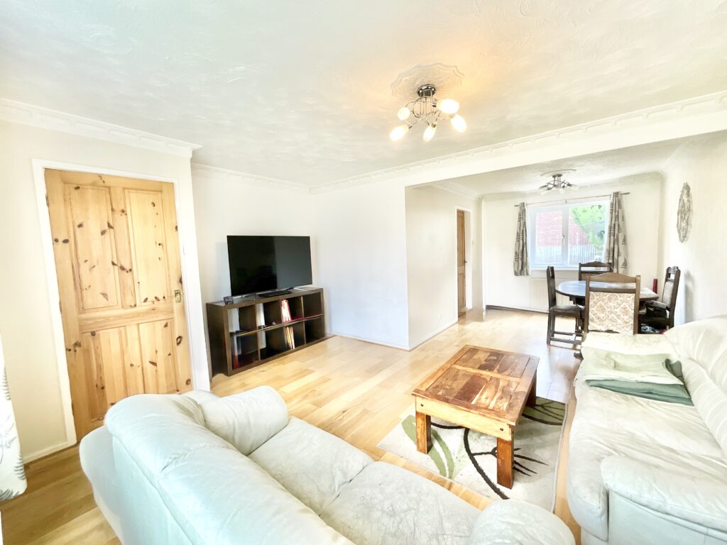 Ness Grove, Cheadle, ST10