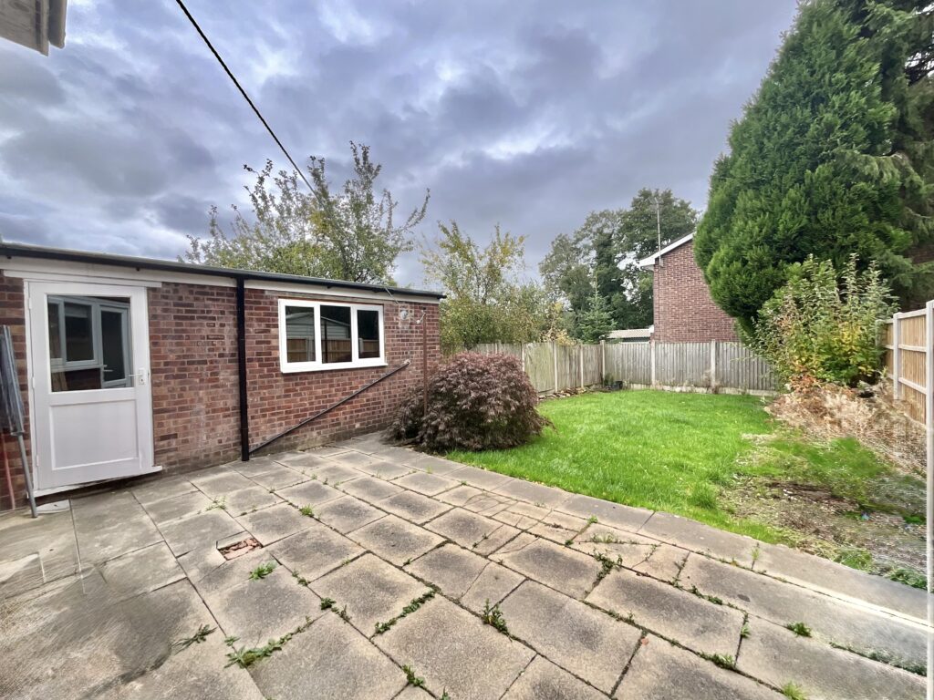 Ness Grove, Cheadle, ST10