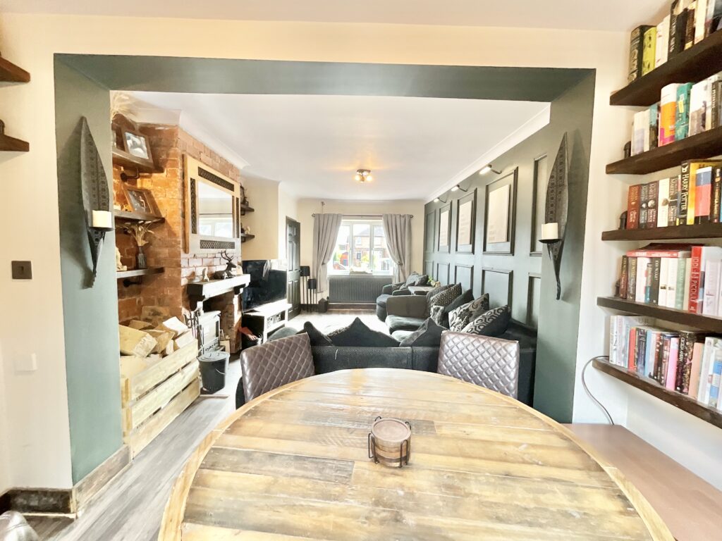 Oakamoor Road, Cheadle, ST10