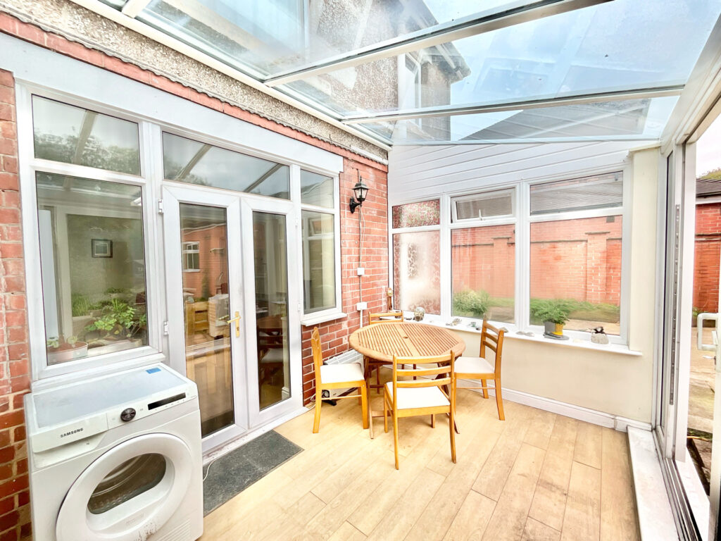 Rakeway Road, Cheadle, ST10