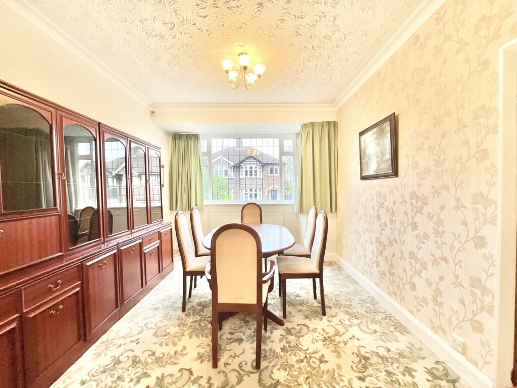 Birchgate Grove, Stoke-On-Trent, ST2