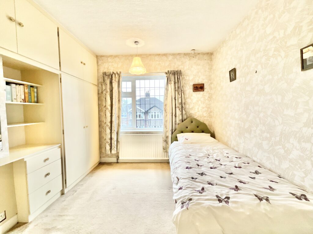 Birchgate Grove, Stoke-On-Trent, ST2