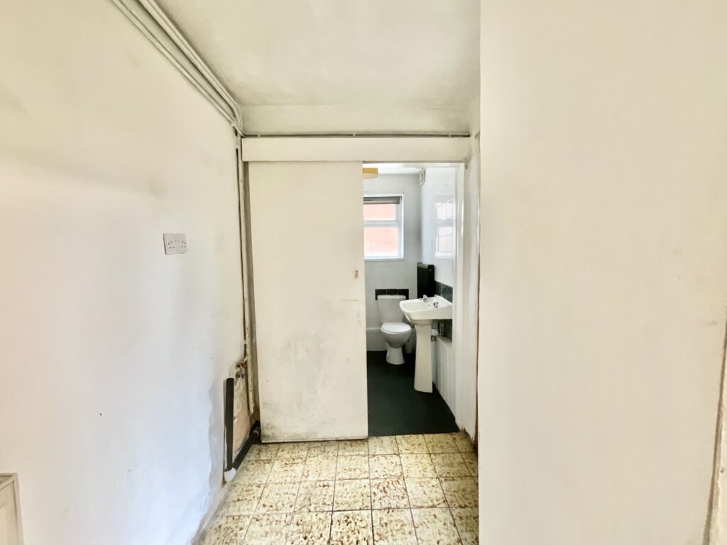 Uttoxeter Road, Tean, ST10