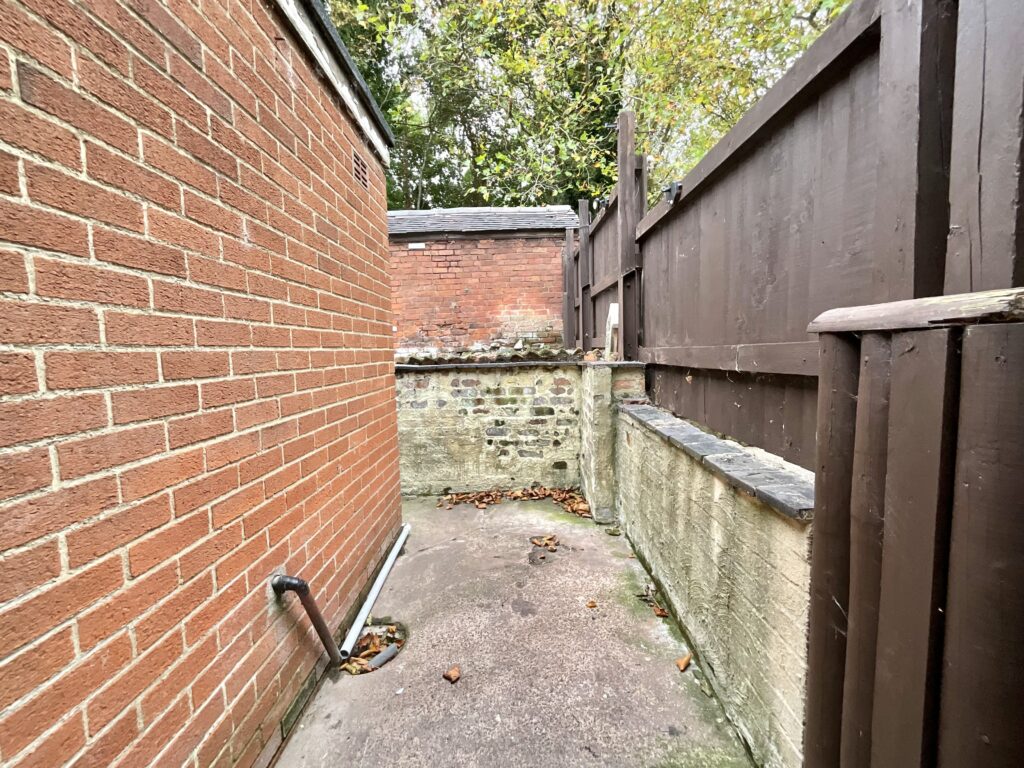 Uttoxeter Road, Tean, ST10