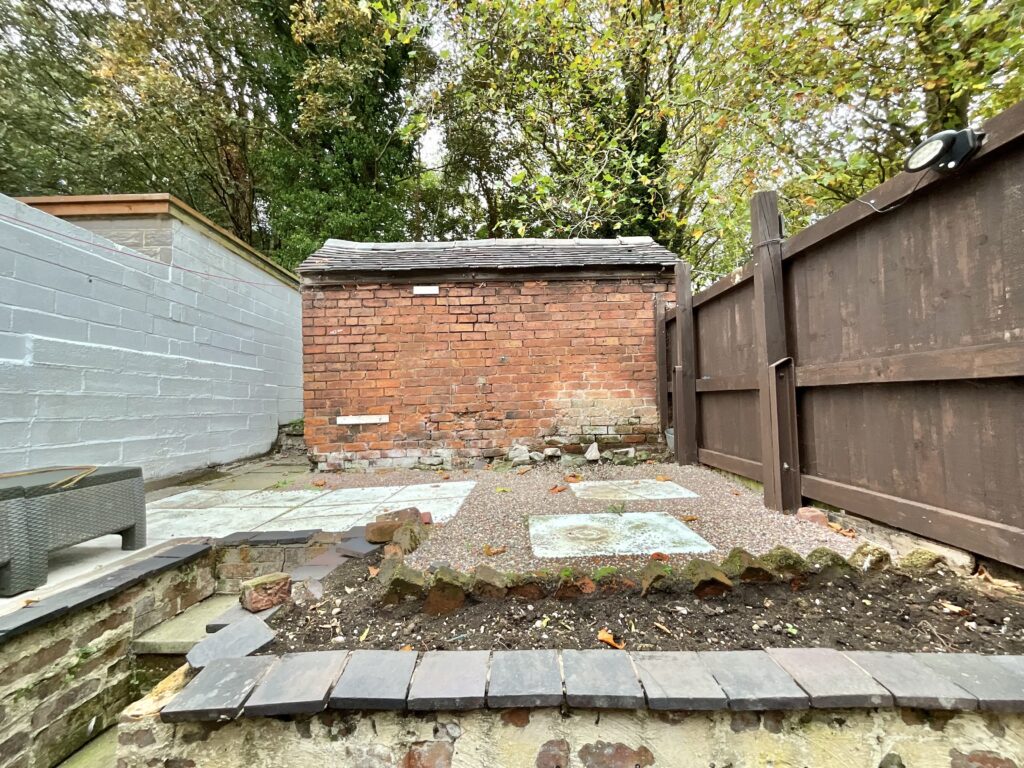 Uttoxeter Road, Tean, ST10