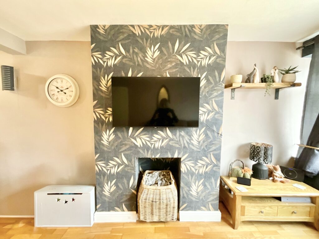 Milford Avenue, Werrington, ST9