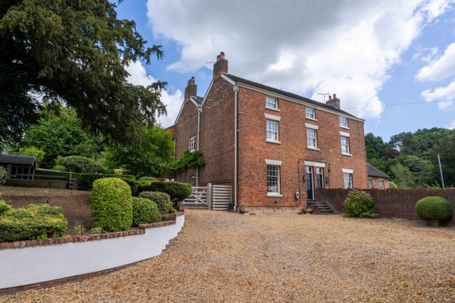 Main Road, Betley, CW3