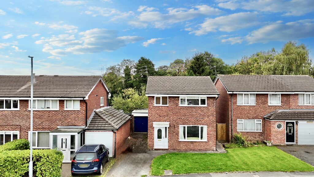 Ness Grove, Cheadle, ST10