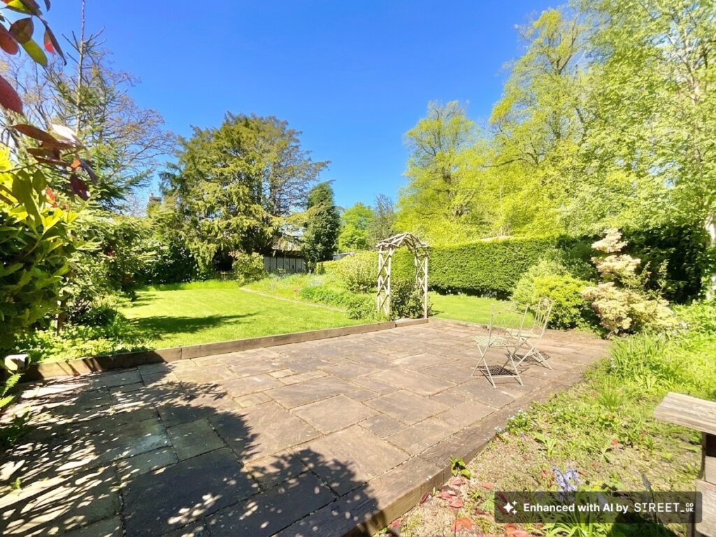 The Village, Keele, ST5