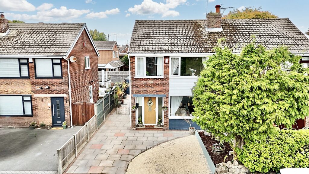 Milford Avenue, Werrington, ST9