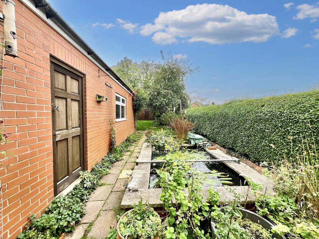 Rakeway Road, Cheadle, ST10