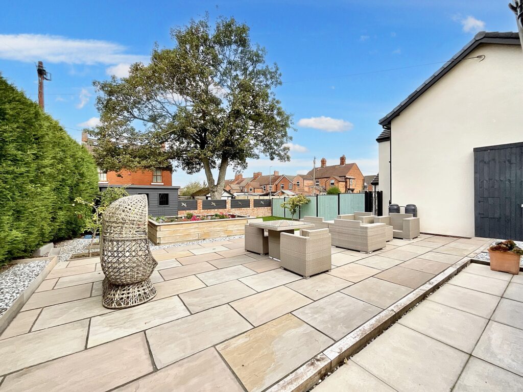 Clifford Grove, Haslington, CW1