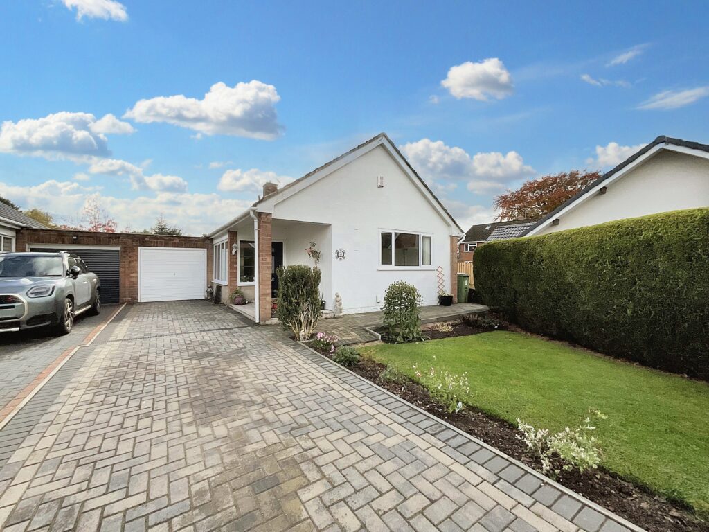 Whitethorn Avenue, Barlaston, ST12