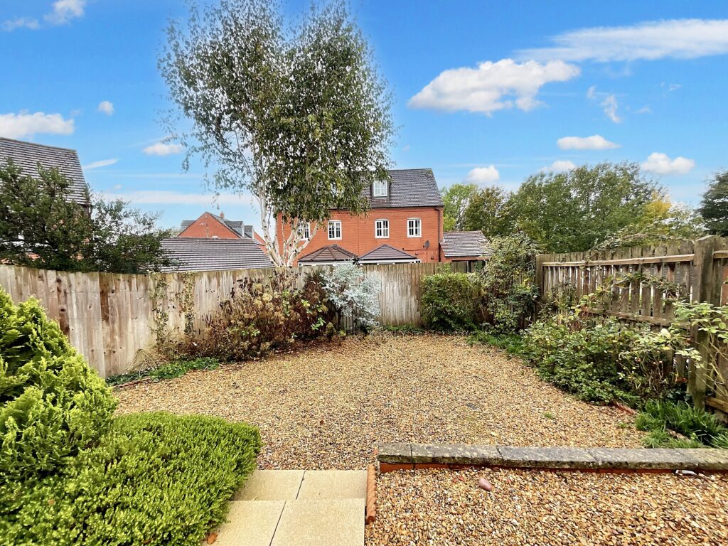 Cressey Close, Stone, ST15