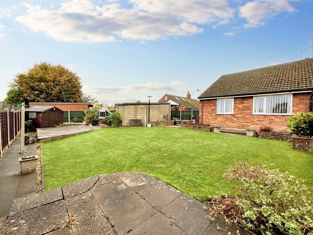 Camelford Close, Stafford, ST17