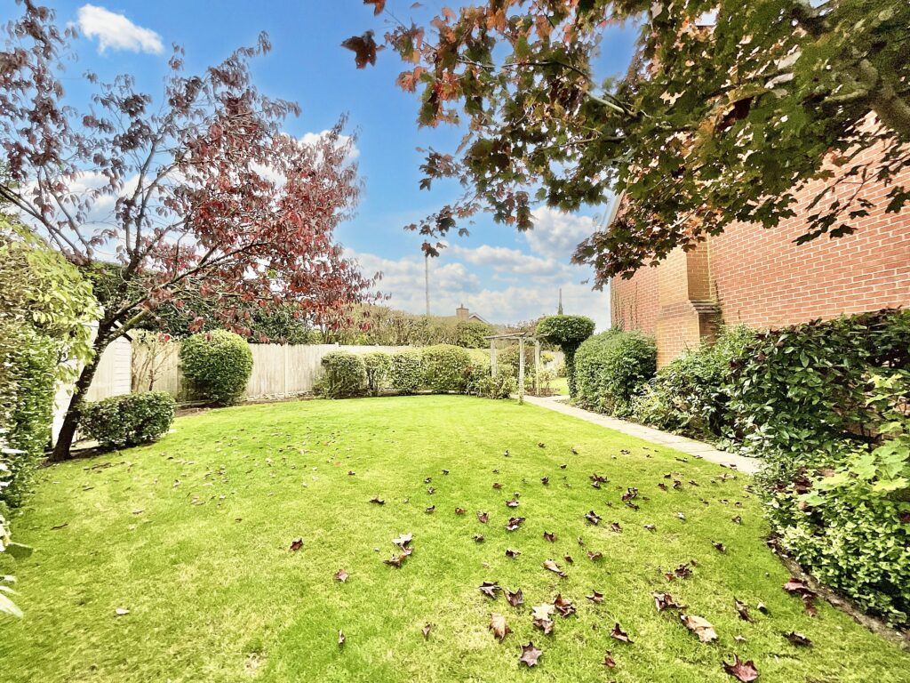 Swanholme Way, Baldwins Gate, ST5