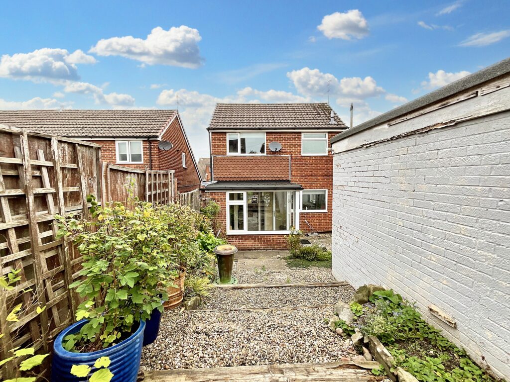 Ainsdale Close, Stoke-On-Trent, ST3