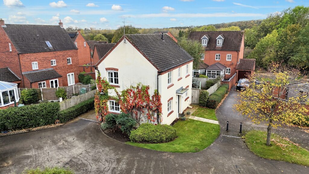 Cressey Close, Stone, ST15