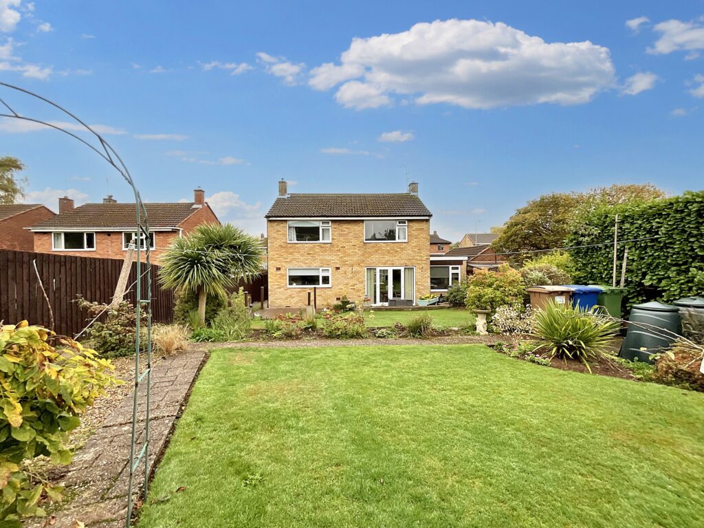 Yelverton Avenue, Stafford, ST17