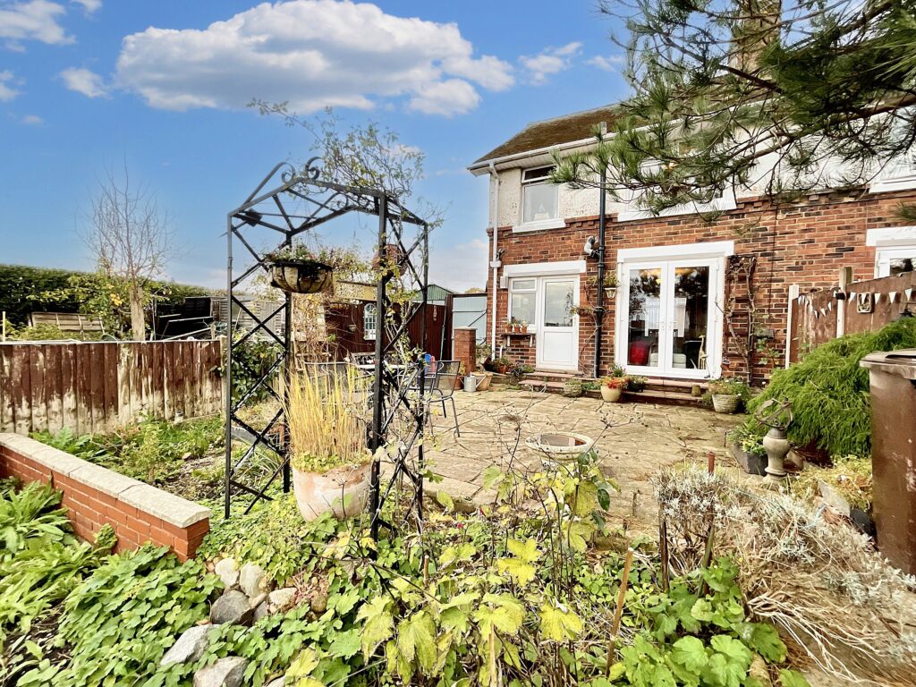 York Street, Stone, ST15