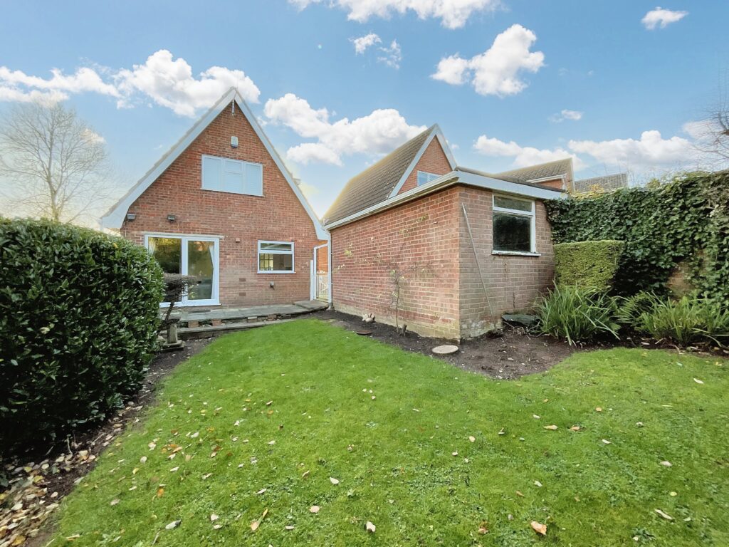 Belvoir Avenue, Stoke-On-Trent, ST4