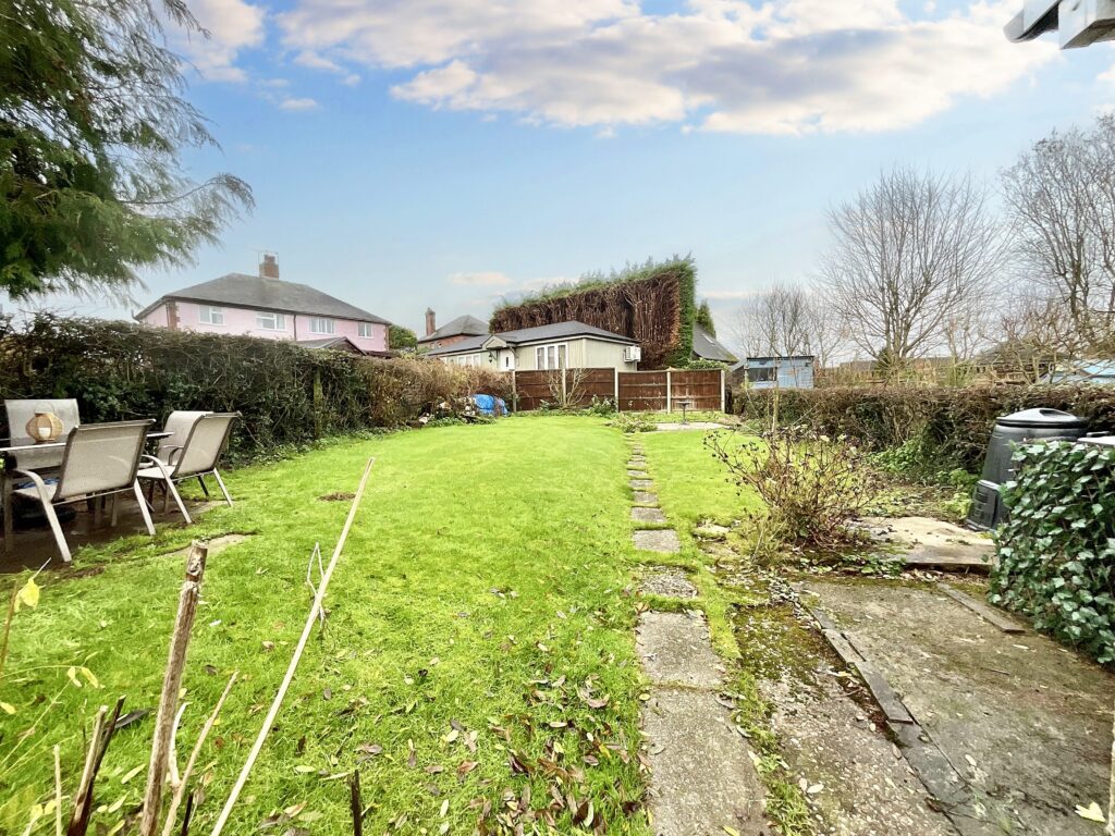 Saltersford Lane, Alton, ST10