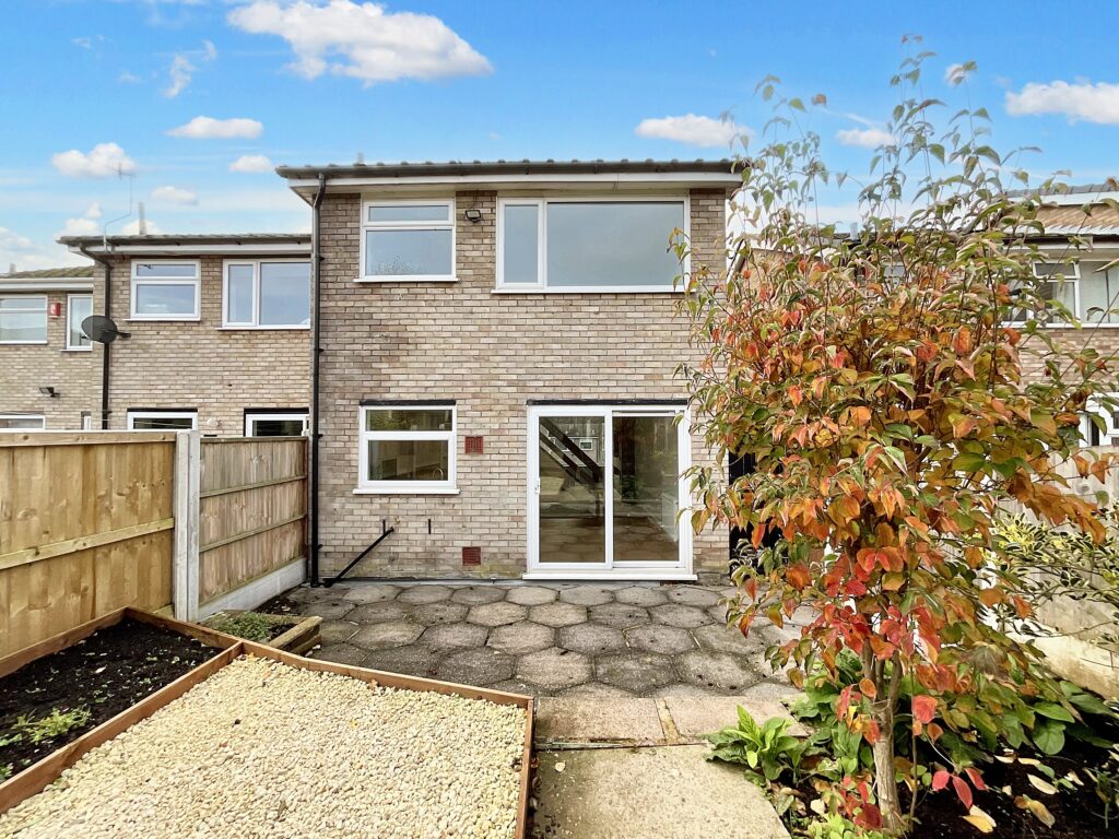 Trentham Gardens Close, Stoke-On-Trent, ST4