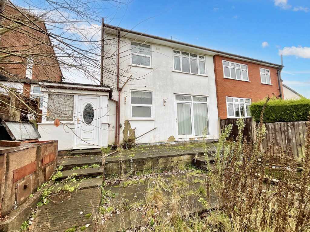 Mount Road, Stone, ST15