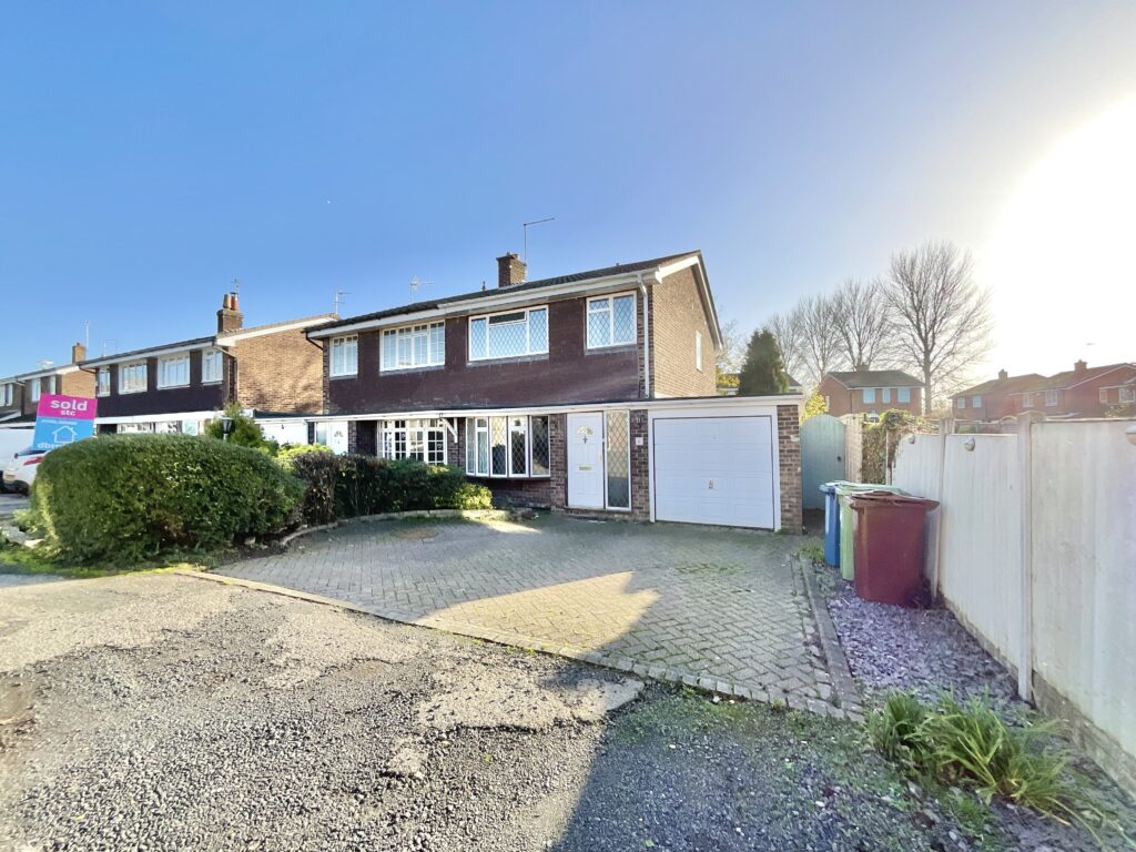 Brookhouse Way, Gnosall, ST20