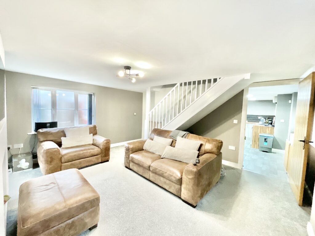 Uttoxeter Road, Blythe Bridge, ST11