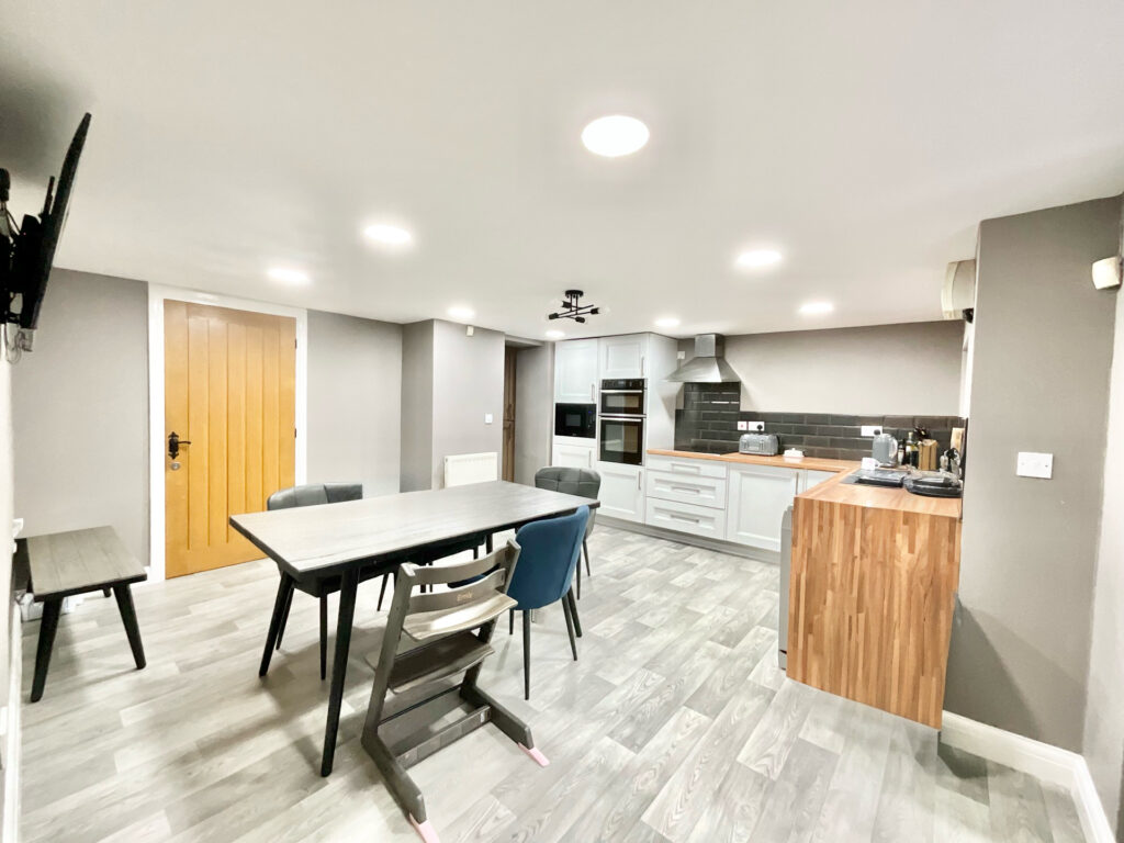 Uttoxeter Road, Blythe Bridge, ST11