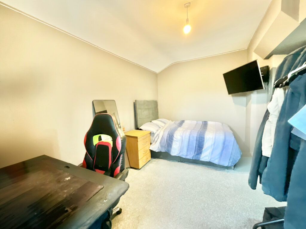 Uttoxeter Road, Blythe Bridge, ST11