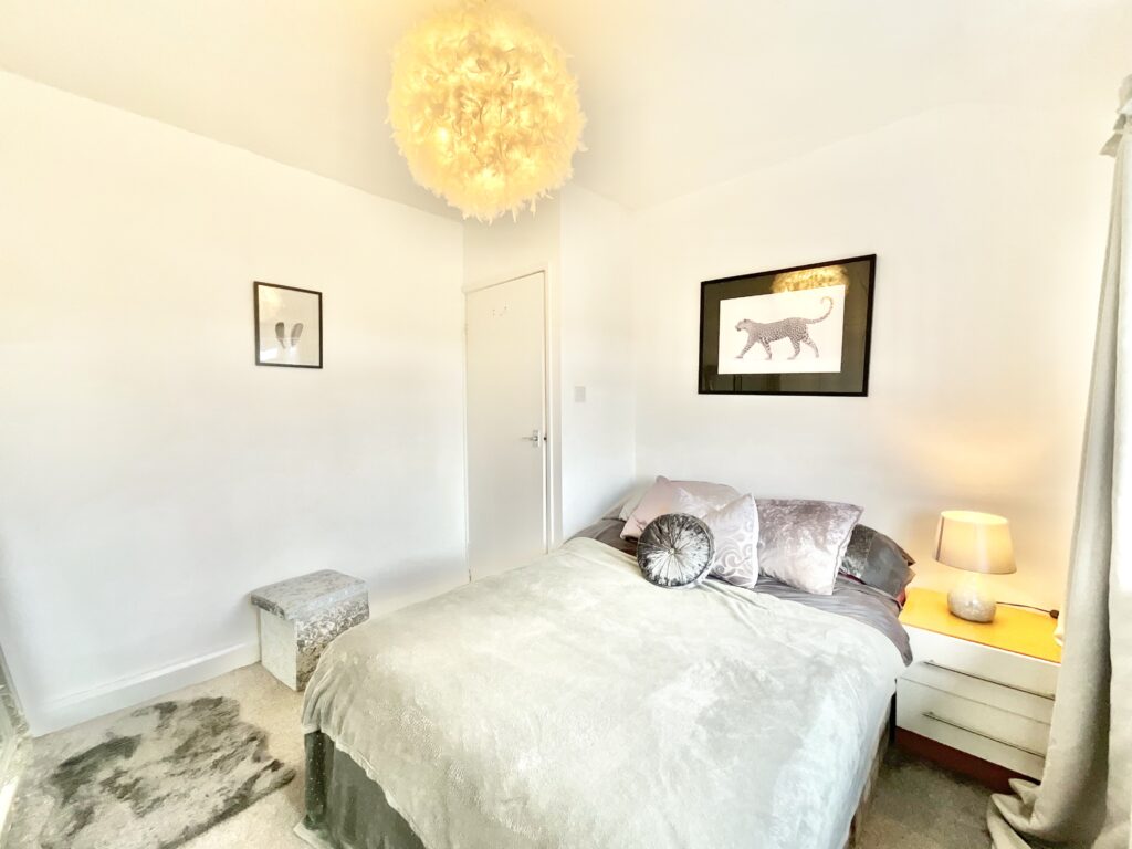 Saltersford Lane, Alton, ST10