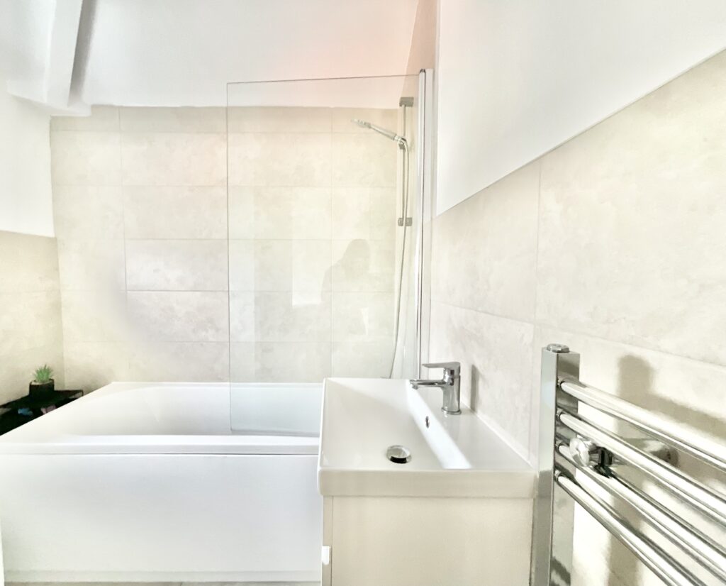 Saltersford Lane, Alton, ST10