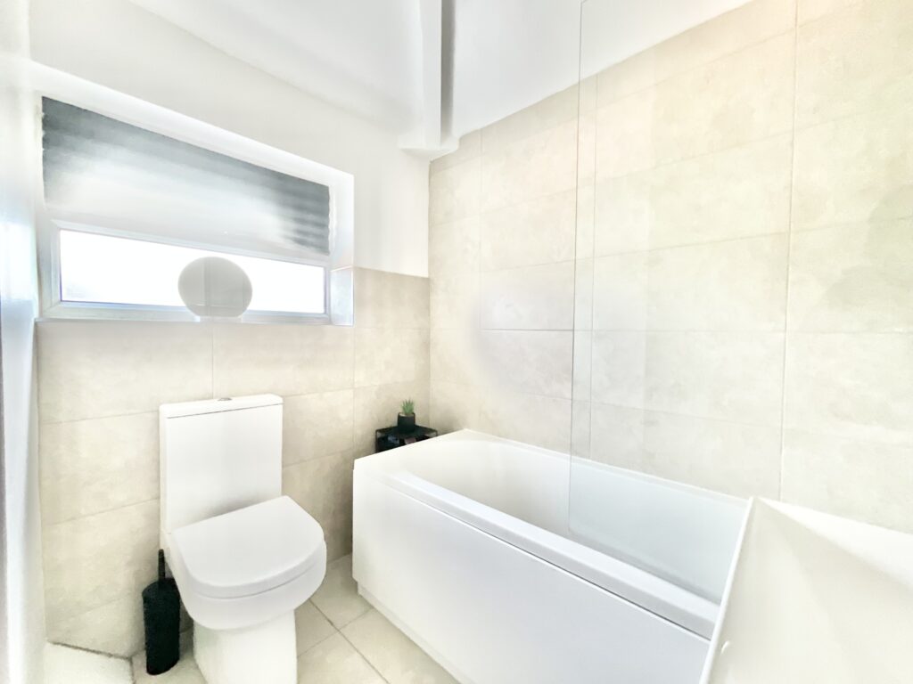 Saltersford Lane, Alton, ST10