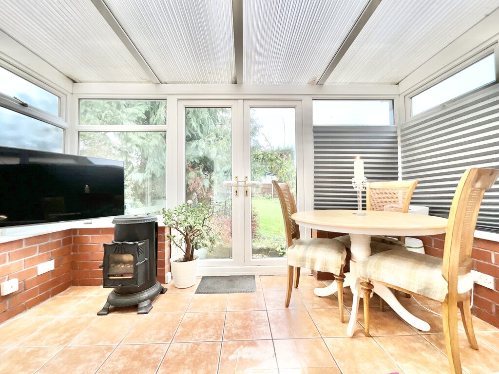 Saltersford Lane, Alton, ST10