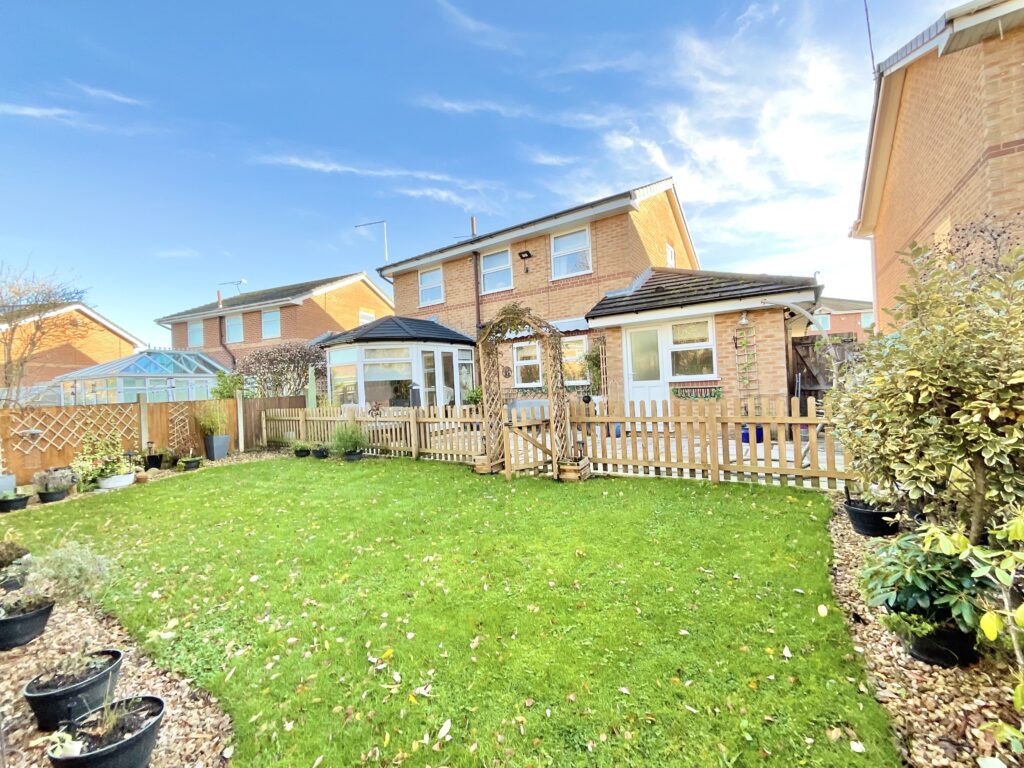 Mills Way, Leighton, CW1
