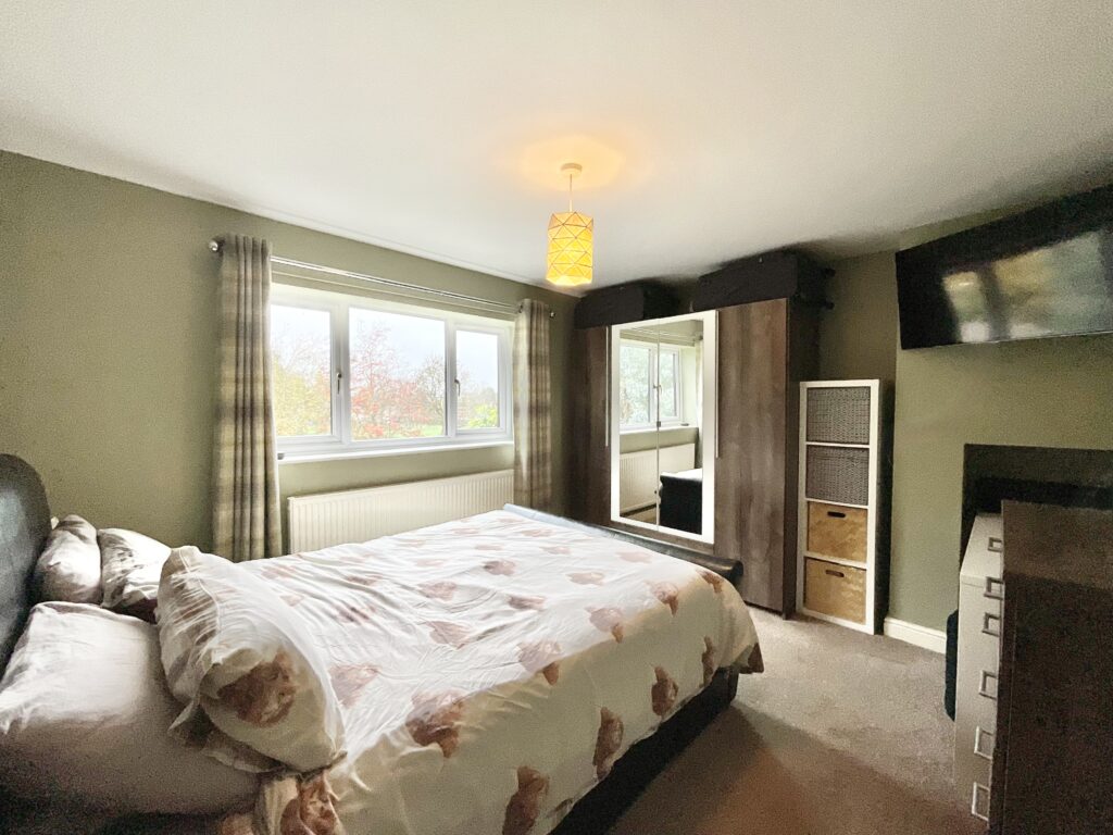 Walton Way, Stone, ST15