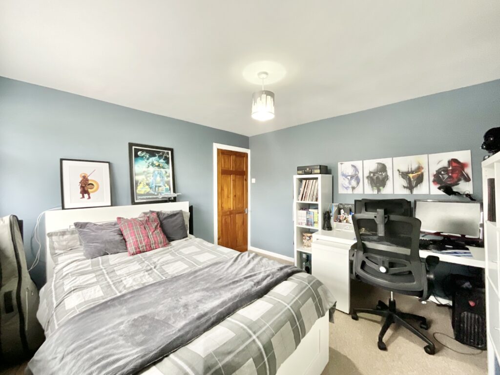 Walton Way, Stone, ST15