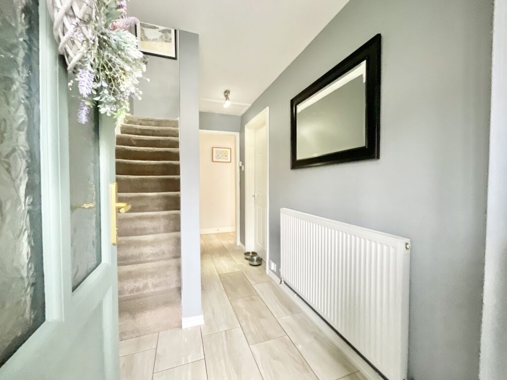 Walton Way, Stone, ST15