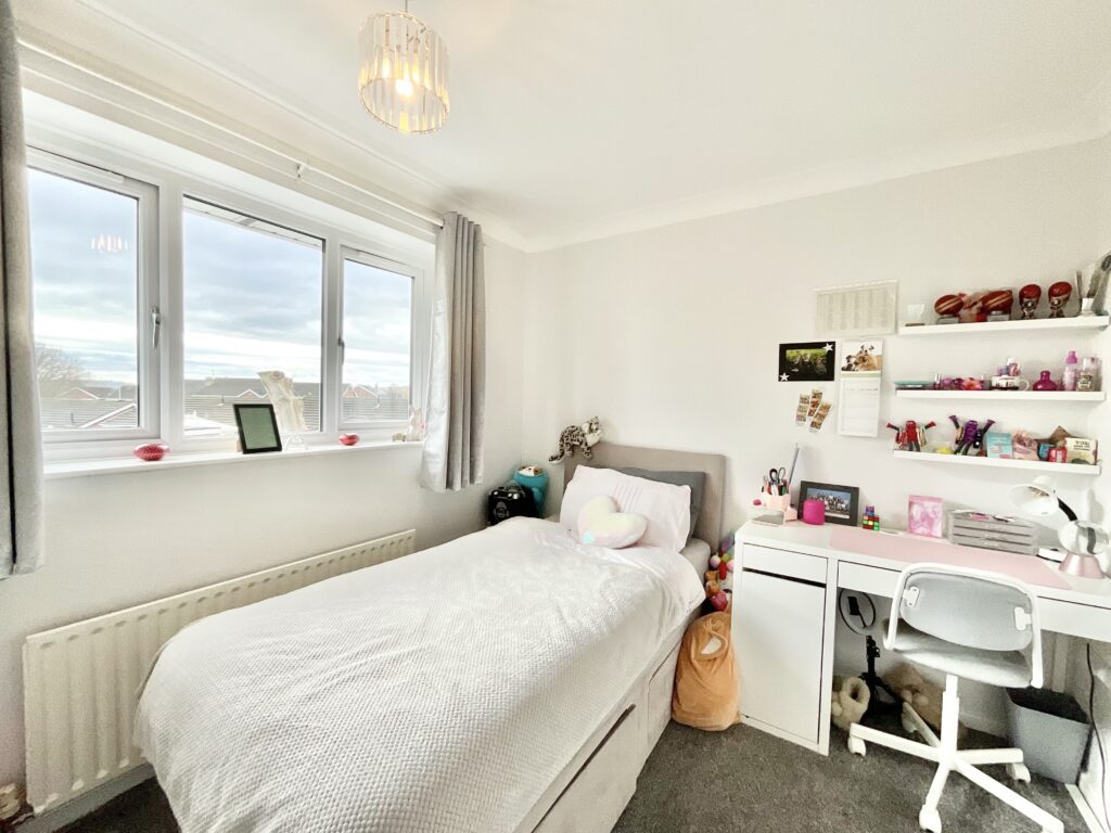 Glencastle Way, Stoke-On-Trent, ST4